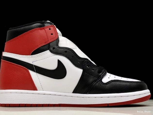 Bmlin Shoes 555088-125 Air Jordan 1 Black Retro Toe 0731